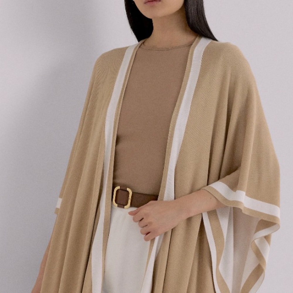 NWT Lauren Ralph Lauren Women’s PONCHO NATURAL-WHITE one size